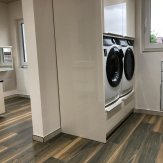 Bad barrierefrei in nur 14 Tagen - Waschmaschine und Wäschetrockner im Einbauschrank